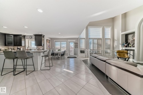 Edmonton, AB - Indoor