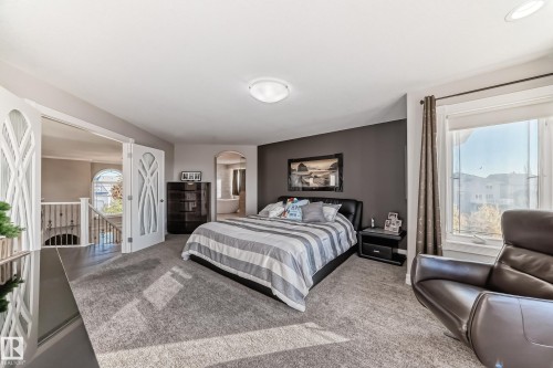 Edmonton, AB - Indoor Photo Showing Bedroom