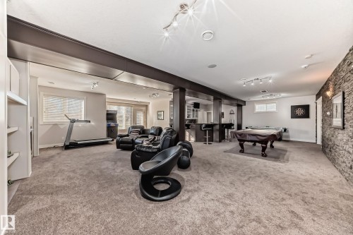 Edmonton, AB - Indoor