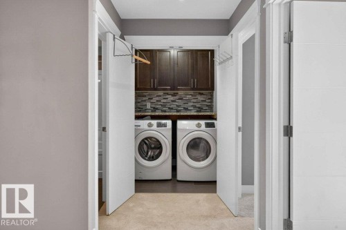 7909 105 Avenue Nw, Edmonton, AB - Indoor Photo Showing Laundry Room