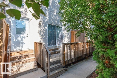 7909 105 Avenue Nw, Edmonton, AB - Outdoor