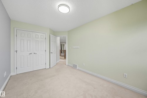 976 Hollingsworth Bend, Edmonton, AB - Indoor Photo Showing Other Room