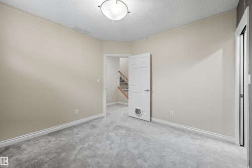 976 Hollingsworth Bend, Edmonton, AB - Indoor Photo Showing Other Room