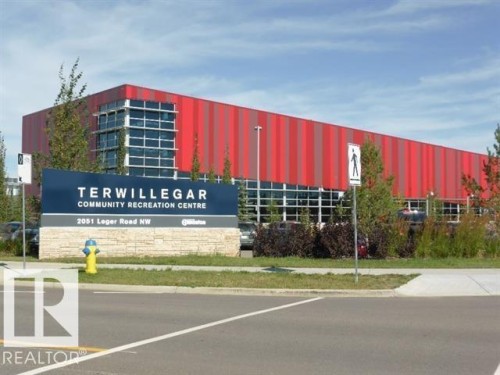 976 Hollingsworth Bend, Edmonton, AB - Outdoor