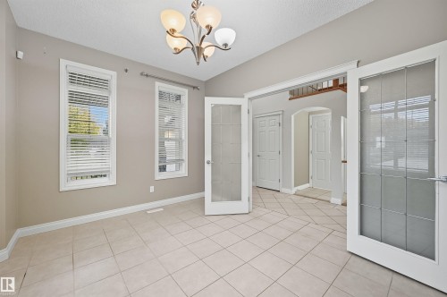 976 Hollingsworth Bend, Edmonton, AB - Indoor Photo Showing Other Room