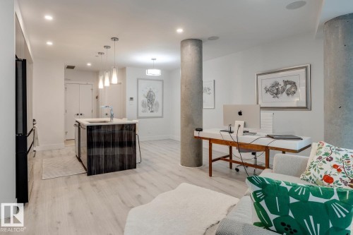 206 11969 Jasper Avenue, Edmonton, AB - Indoor