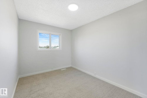1280 Lakewood Road W, Edmonton, AB - Indoor Photo Showing Other Room