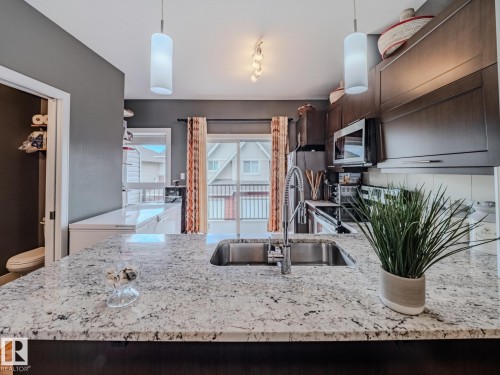 37 13003 132 Avenue, Edmonton, AB - Indoor Photo Showing Kitchen With Double Sink With Upgraded Kitchen