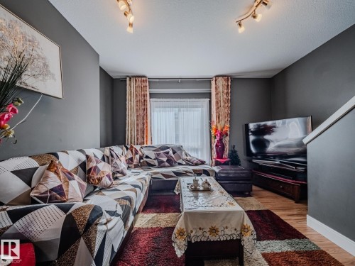 37 13003 132 Avenue, Edmonton, AB - Indoor