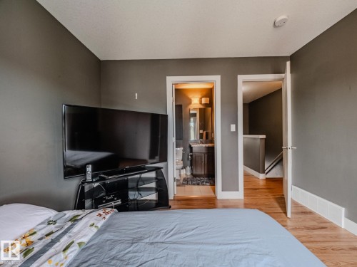 37 13003 132 Avenue, Edmonton, AB - Indoor Photo Showing Bedroom