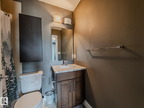 37 13003 132 Avenue, Edmonton, AB - Indoor Photo Showing Bathroom