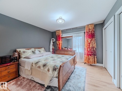 37 13003 132 Avenue, Edmonton, AB - Indoor Photo Showing Bedroom