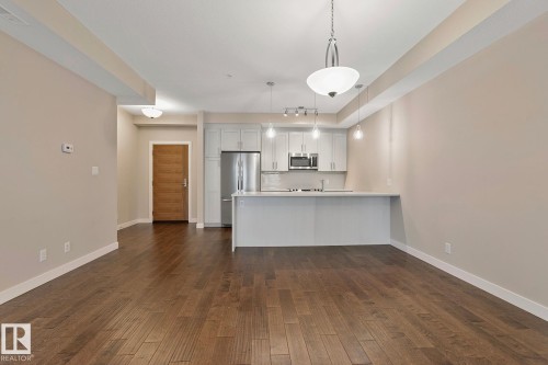 404 625 Leger Way, Edmonton, AB - Indoor Photo Showing Kitchen