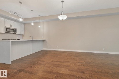 404 625 Leger Way, Edmonton, AB - Indoor Photo Showing Kitchen