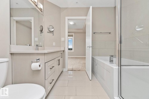 404 625 Leger Way, Edmonton, AB - Indoor Photo Showing Bathroom