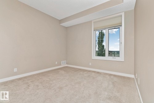 404 625 Leger Way, Edmonton, AB - Indoor Photo Showing Other Room