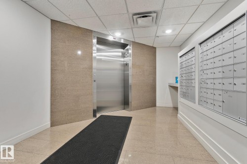 404 625 Leger Way, Edmonton, AB - Indoor Photo Showing Other Room