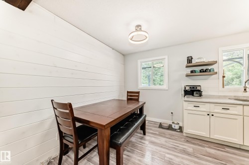 6 Beacon Crescent, St. Albert, AB - Indoor Photo Showing Dining Room