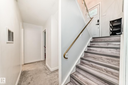 6 Beacon Crescent, St. Albert, AB - Indoor Photo Showing Other Room