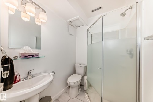 6 Beacon Crescent, St. Albert, AB - Indoor Photo Showing Bathroom