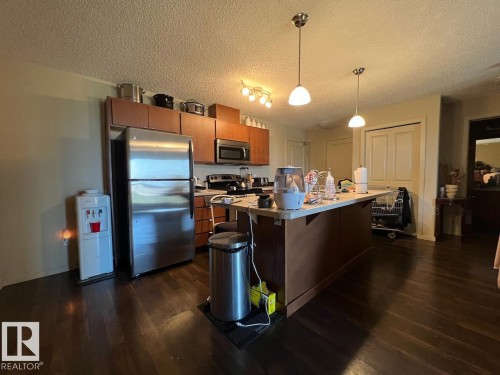 459 1196 Hyndman Road, Edmonton, AB - Indoor Photo Showing Kitchen