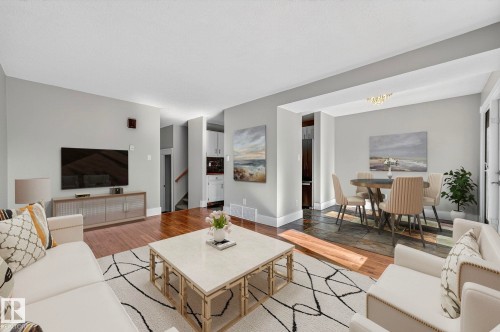 146 Callingwood Place, Edmonton, AB - Indoor Photo Showing Living Room