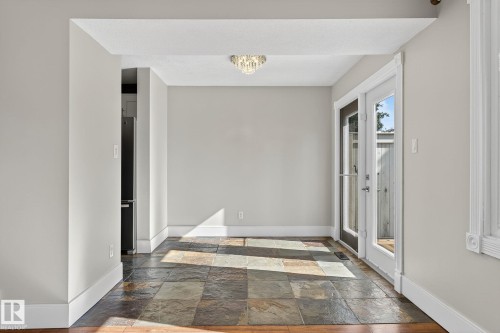 146 Callingwood Place, Edmonton, AB - Indoor Photo Showing Other Room
