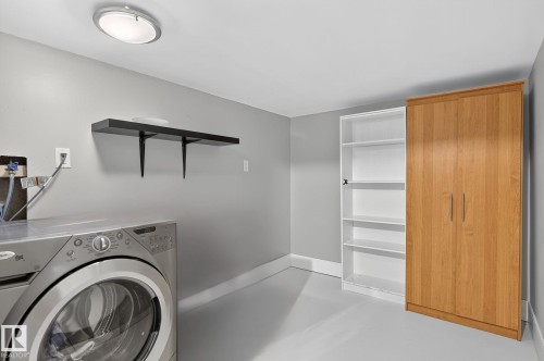 146 Callingwood Place, Edmonton, AB - Indoor Photo Showing Laundry Room