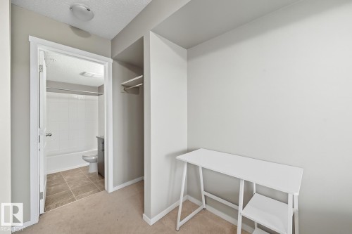 205 5810 Mullen Place, Edmonton, AB - Indoor