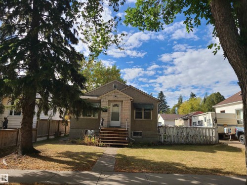 12414 90 Street, Edmonton, AB - Outdoor