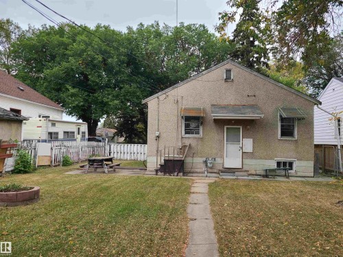 12414 90 Street, Edmonton, AB - Outdoor
