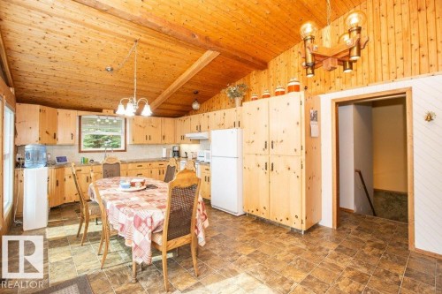 16 Maple Cresent, Rural Westlock County, AB - Indoor Photo Showing Dining Room