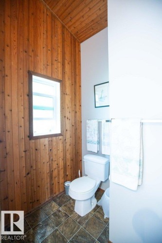 16 Maple Cresent, Rural Westlock County, AB - Indoor Photo Showing Bathroom