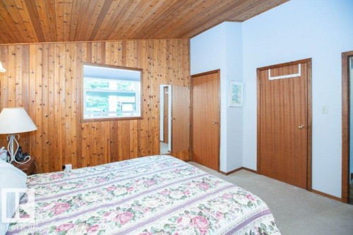 16 Maple Cresent, Rural Westlock County, AB - Indoor Photo Showing Bedroom