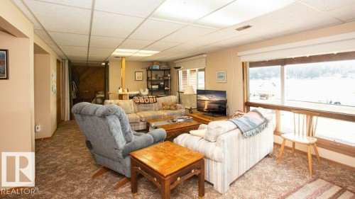 16 Maple Cresent, Rural Westlock County, AB - Indoor Photo Showing Living Room