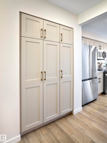 37 1025 Secord Promenade, Edmonton, AB - Indoor