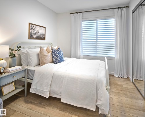 37 1025 Secord Promenade, Edmonton, AB - Indoor Photo Showing Bedroom
