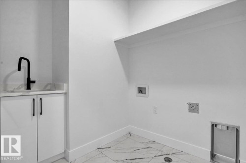 12 Edgefield Way, St. Albert, AB - Indoor