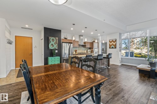 106 2504 109 Street, Edmonton, AB - Indoor Photo Showing Other Room