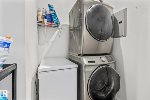 106 2504 109 Street, Edmonton, AB - Indoor Photo Showing Laundry Room
