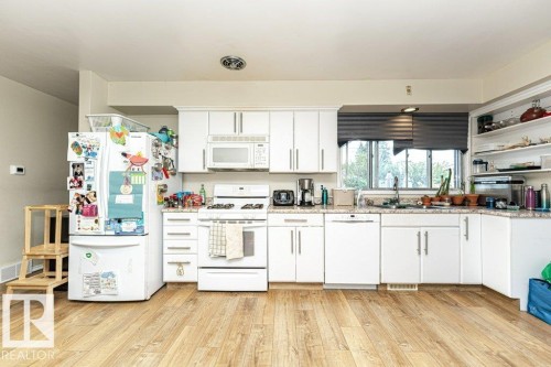 8539 Connors Road, Edmonton, AB - Indoor Photo Showing Kitchen