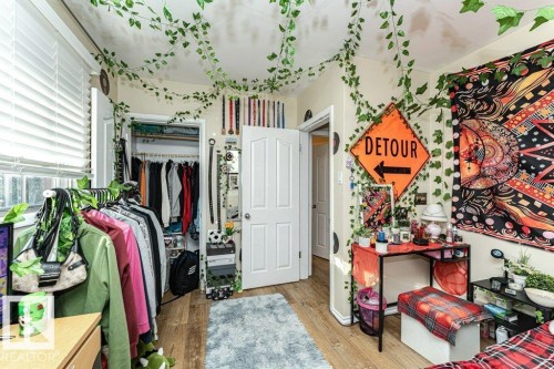 8539 Connors Road, Edmonton, AB - Indoor Photo Showing Other Room