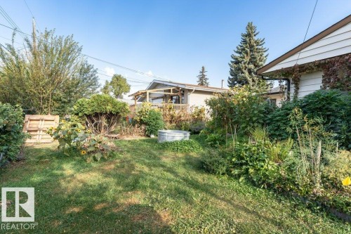 8539 Connors Road, Edmonton, AB - Outdoor