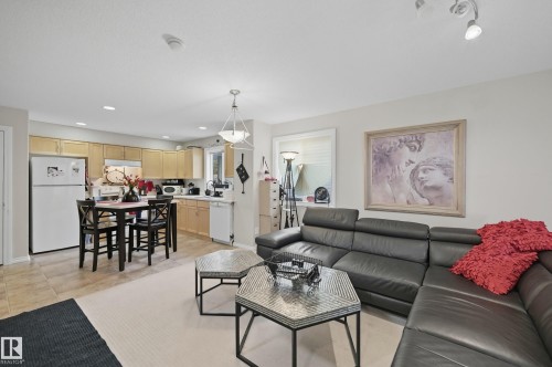 11236 84 Street, Edmonton, AB - Indoor Photo Showing Living Room