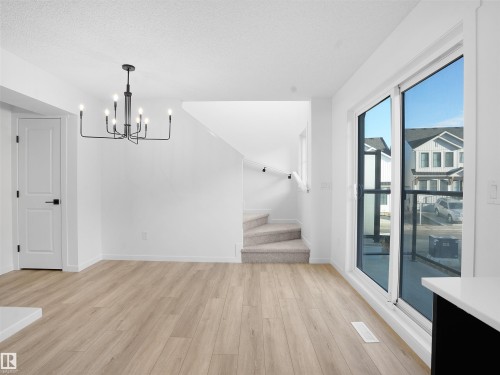 62 525 Secord Boulevard, Edmonton, AB - Indoor Photo Showing Other Room