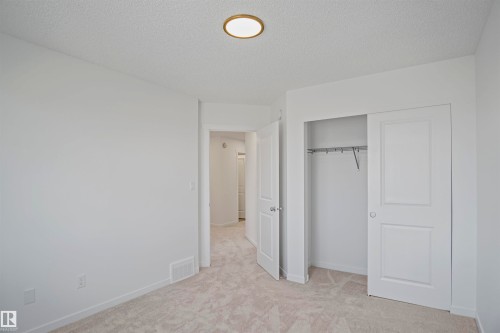 17 19904 31 Avenue, Edmonton, AB - Indoor Photo Showing Other Room
