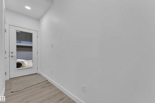 21 2710 66 Street, Edmonton, AB - Indoor Photo Showing Other Room