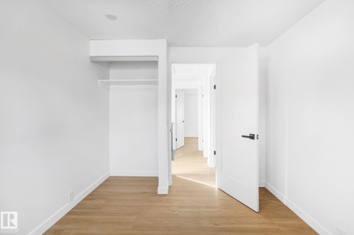 3867 85 Street, Edmonton, AB - Indoor Photo Showing Other Room