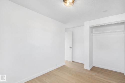 3867 85 Street, Edmonton, AB - Indoor Photo Showing Other Room