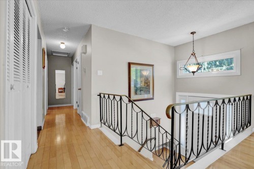 11914 40 Street, Edmonton, AB - Indoor Photo Showing Other Room